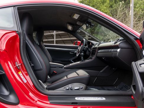 Certified 2025 Porsche 718 Cayman GT4 image 49