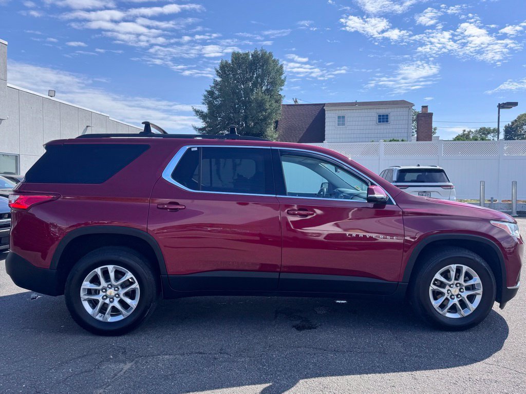 Used 2019 Chevrolet Traverse LT AWD/4WD image 9