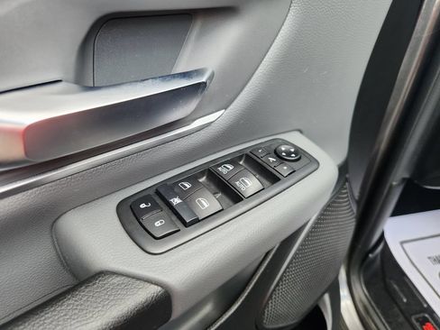 Used 2020 RAM 1500 Big Horn AWD/4WD image 26