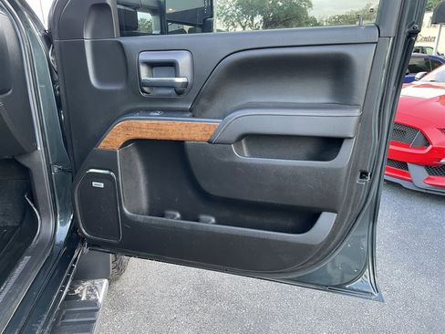 Used 2017 Chevrolet Silverado 3500 High Country w/ Duramax Plus Package image 38