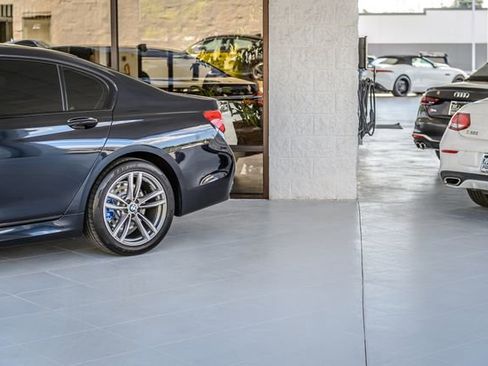 Used 2017 BMW 740i xDrive AWD/4WD image 65