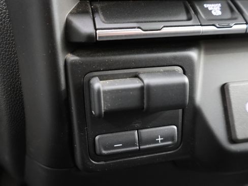 Used 2023 GMC Sierra 2500 SLE w/ SLE Convenience Package image 47