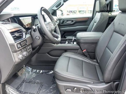 New 2026 GMC Yukon Denali w/ Advanced Technology Package AWD/4WD image 10