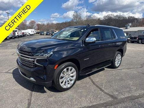 Used 2024 Chevrolet Tahoe Premier w/ Premium Package 2 AWD/4WD image 5