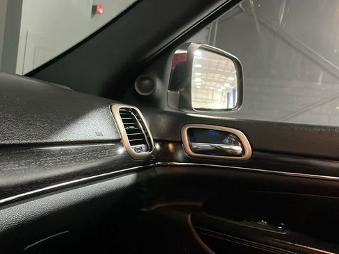 Used 2014 Jeep Grand Cherokee Limited AWD/4WD image 17