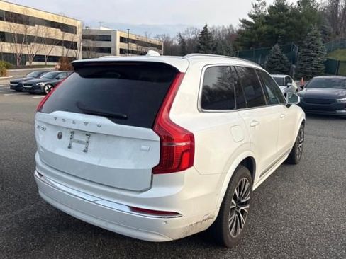 Used 2024 Volvo XC90 T8 Plus AWD/4WD image 3