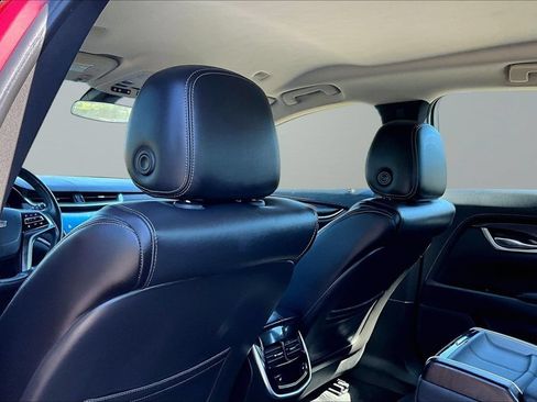 Used 2019 Cadillac XTS Luxury FWD image 17