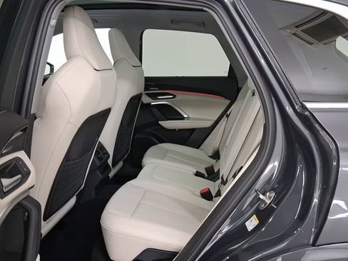 New 2025 Audi Q5 Premium Plus image 13