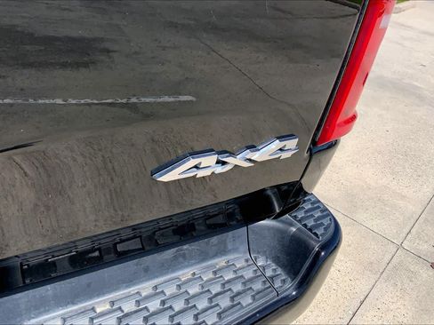Used 2025 RAM 1500 Tungsten AWD/4WD image 19