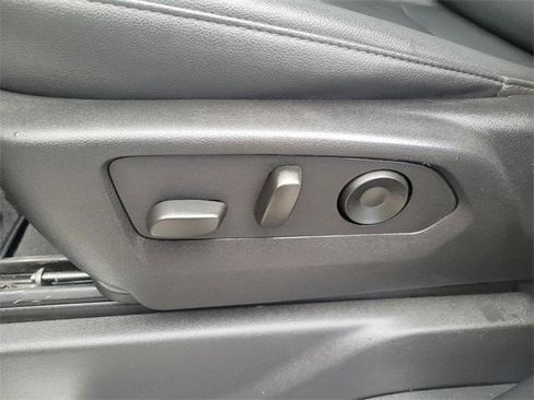 Certified 2025 Chevrolet Silverado 2500 LTZ w/ LTZ Premium Package image 20