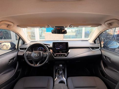 Used 2026 Toyota Corolla LE FWD image 24