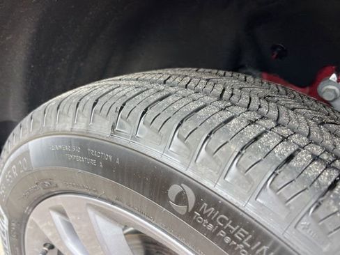 Certified 2024 Ford Explorer XLT w/ Equipment Group 202A image 30