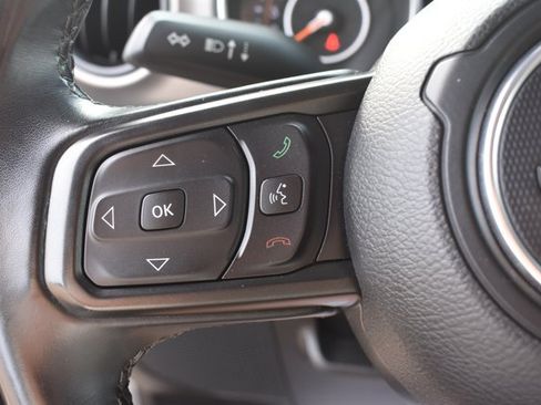 Used 2022 Jeep Wrangler Unlimited Sport AWD/4WD image 18