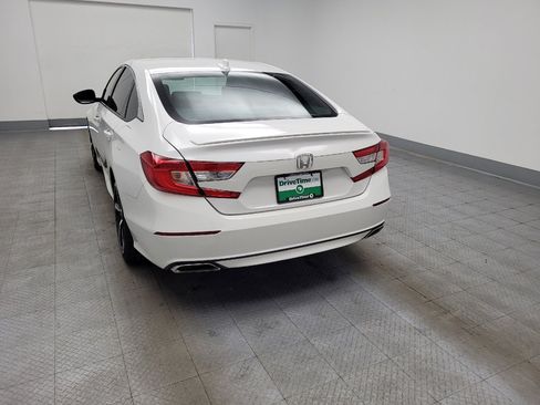 Used 2019 Honda Accord Sport image 6