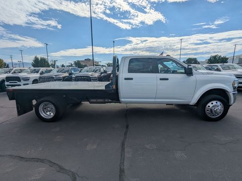 Used 2024 RAM 5500 SLT w/ Quick Order Package 2YG SLT AWD/4WD image 3