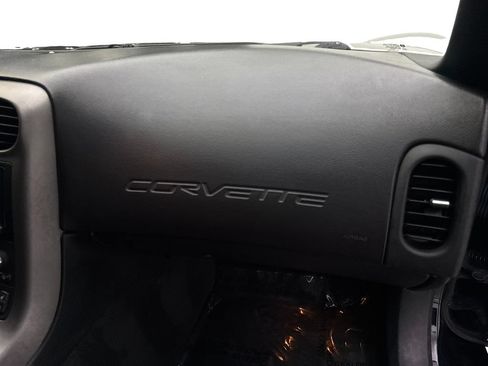 Used 2007 Chevrolet Corvette Z06 w/ Preferred Equipment Group RWD image 47