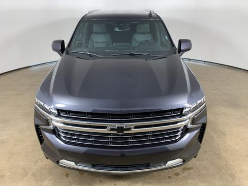 Used 2022 Chevrolet Tahoe LT w/ Luxury Package image 4