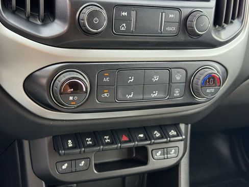 Used 2022 Chevrolet Colorado ZR2 AWD/4WD image 30