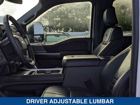 New 2025 Ford F250 Platinum image 44