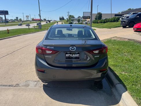 Used 2016 MAZDA MAZDA3 i Grand Touring FWD image 4