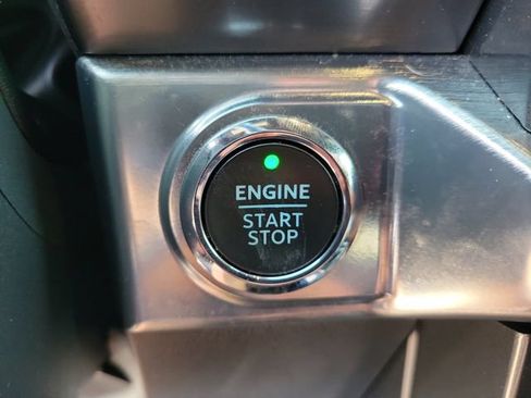 Used 2022 Ford F150 Lariat AWD/4WD image 35