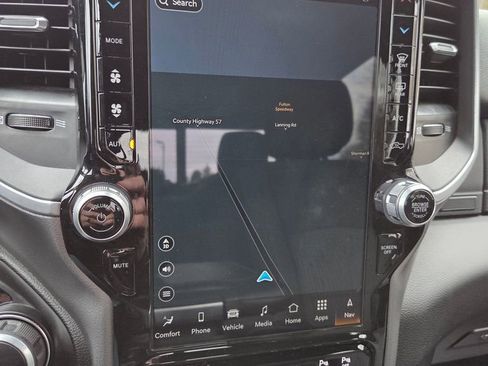 Used 2024 RAM 2500 Big Horn w/ Night Edition image 16