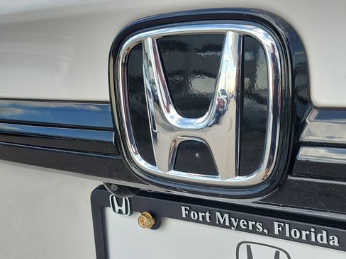 Certified 2024 Honda Odyssey Sport image 11