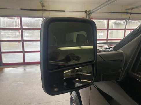 Used 2024 RAM 2500 Big Horn w/ Bed Utility Group image 6