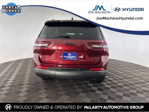 Used 2025 Jeep Grand Cherokee L Limited w/ Black Appearance Package image 8