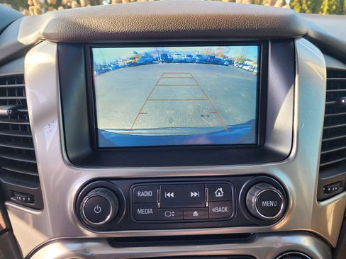 Used 2020 Chevrolet Tahoe LT image 36