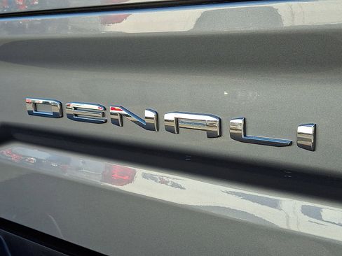 Used 2026 GMC Sierra 1500 Denali w/ Denali Reserve Package image 32