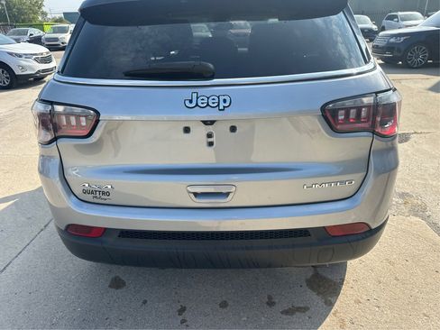 Used 2022 Jeep Compass Limited image 14