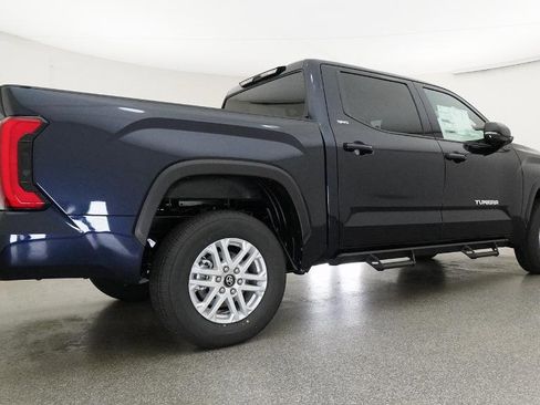 New 2026 Toyota Tundra SR5 AWD/4WD image 18