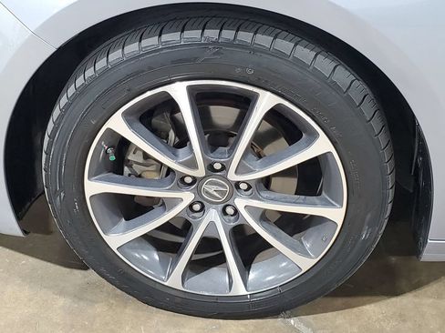 Used 2015 Acura TLX V6 w/ Technology Package FWD image 40
