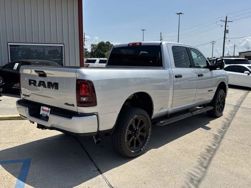 Used 2026 RAM 2500 Big Horn AWD/4WD image 7