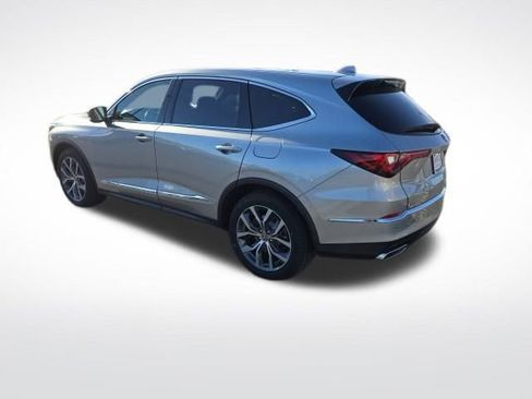 Used 2023 Acura MDX SH-AWD w/ Technology Package image 5