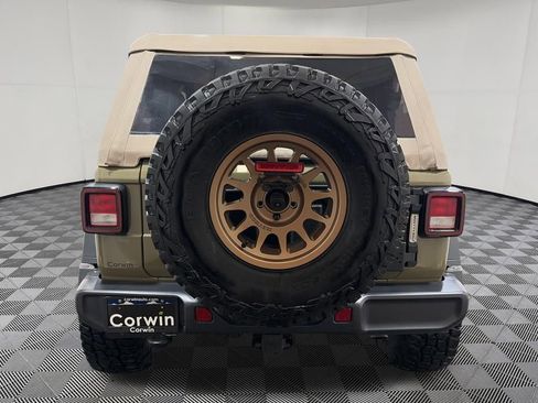 Used 2025 Jeep Wrangler Sport AWD/4WD image 6