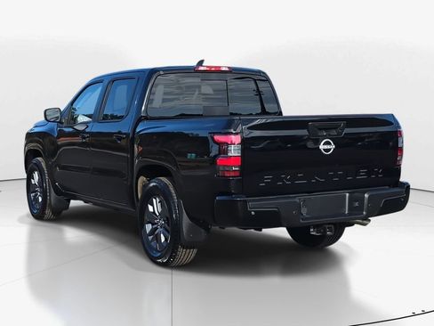 Used 2025 Nissan Frontier SV w/ SV Convenience Package image 7