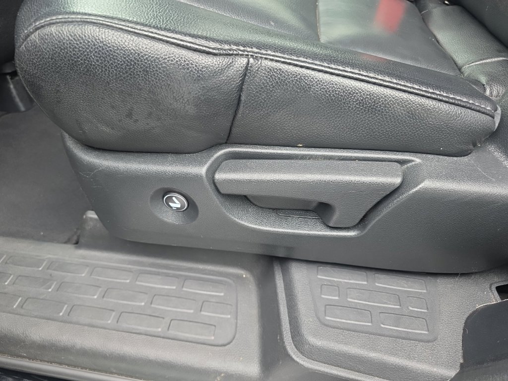 Used 2019 Honda Pilot Touring image 29