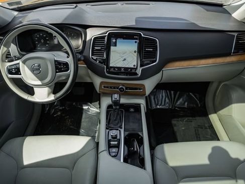 Used 2021 Volvo XC90 T6 Momentum w/ Advanced Package AWD/4WD image 21