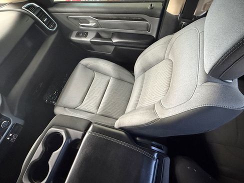Used 2019 RAM 1500 Big Horn AWD/4WD image 36
