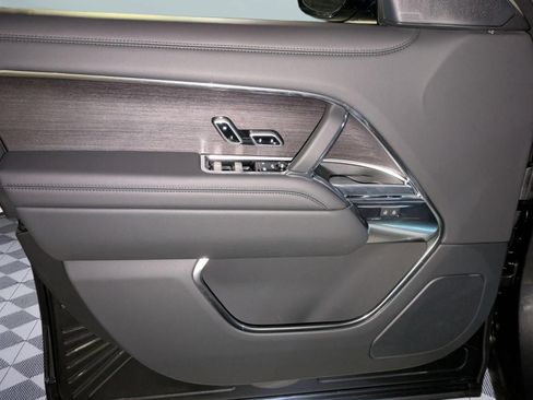 New 2026 Land Rover Range Rover SE AWD/4WD image 11