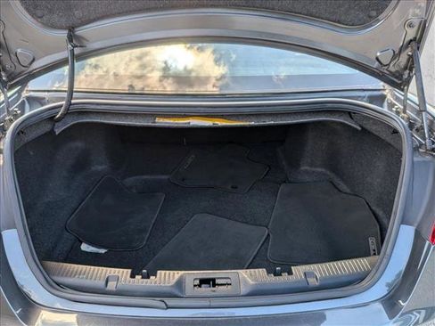 Used 2018 Ford Taurus Limited FWD image 6