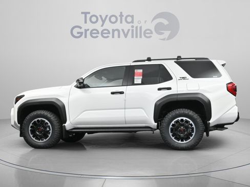 Used 2025 Toyota 4Runner TRD Off-Road Premium AWD/4WD image 6