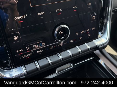 New 2026 GMC Yukon Denali w/ Denali Reserve Package AWD/4WD image 17