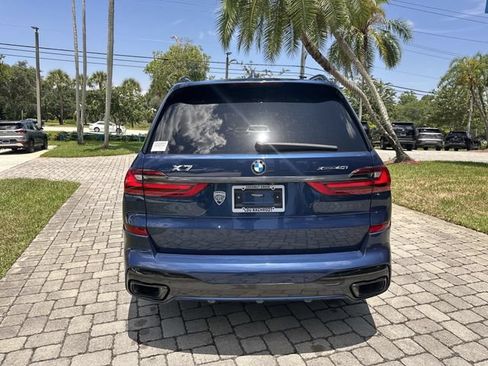 Used 2021 BMW X7 xDrive40i w/ M Sport Package AWD/4WD image 34