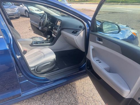 Used 2018 Hyundai Sonata SE FWD image 14