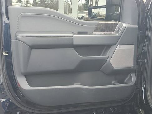 Used 2023 Ford F250 Lariat w/ Lariat Ultimate Package image 8