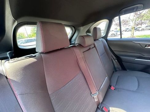 Used 2025 Toyota RAV4 SE AWD/4WD image 9