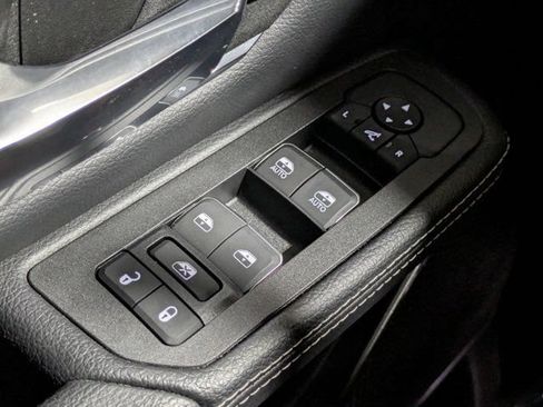 Used 2025 RAM 1500 Laramie w/ Sport Appearance Package AWD/4WD image 23